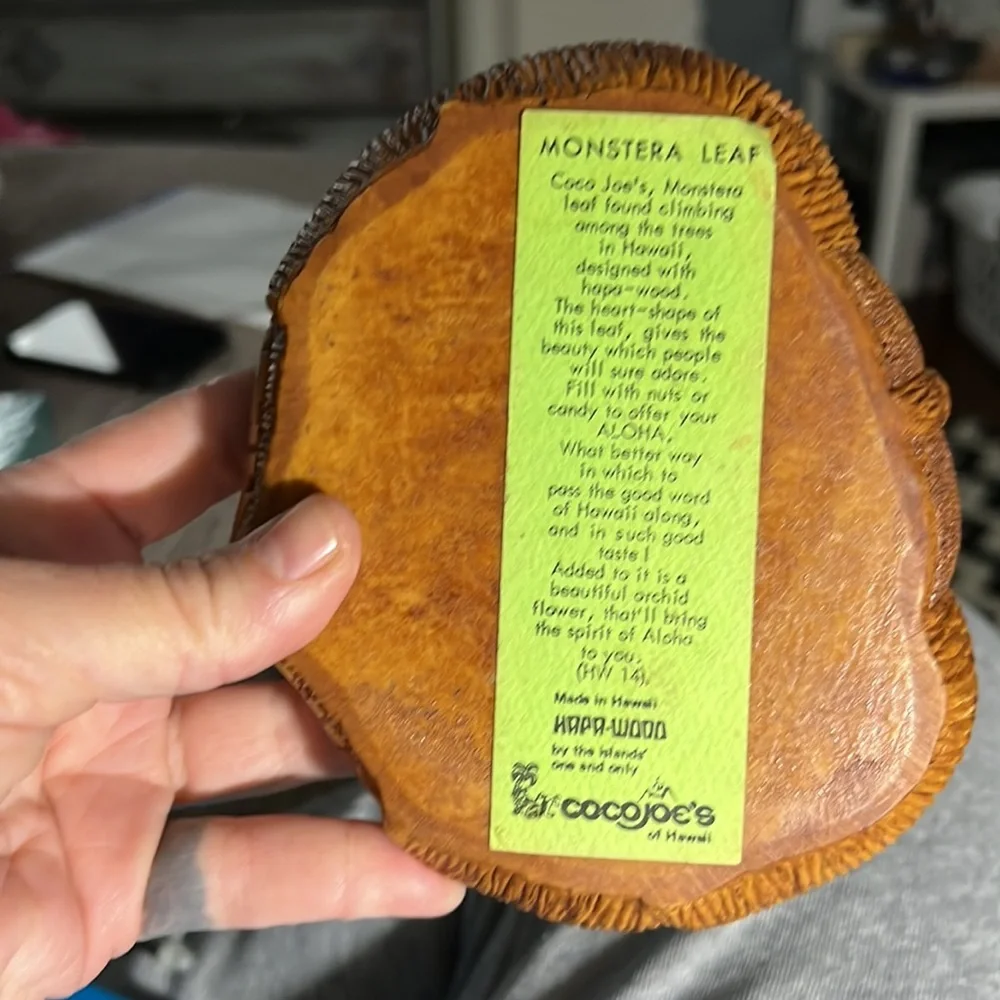 Vintage coco joes monstera leaf hapa wood Hawaii art